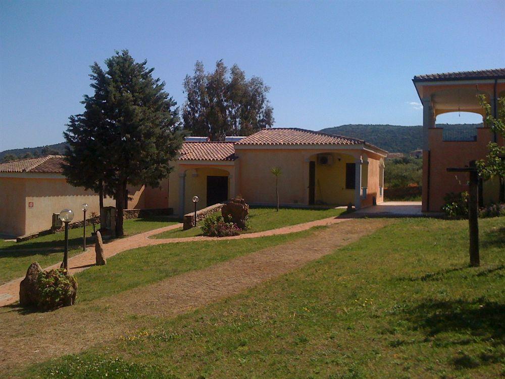 Hotel Pedra Niedda Budoni Exterior photo
