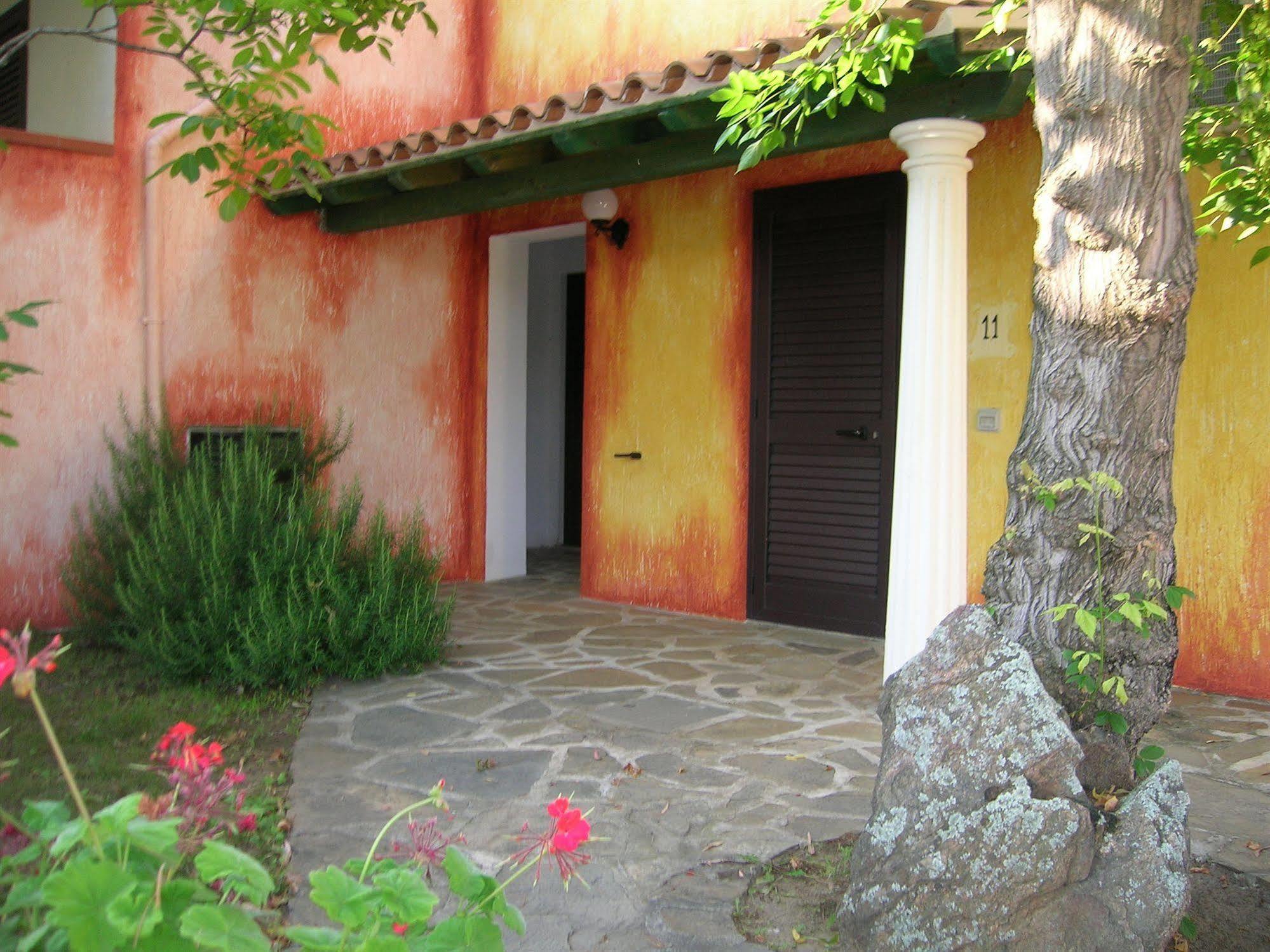 Hotel Pedra Niedda Budoni Exterior photo